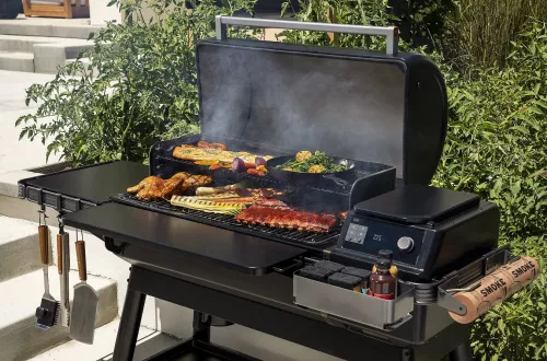 Traeger Traeger IRONWOOD XL WiFi Pellet Grill (TFB93RLGI)