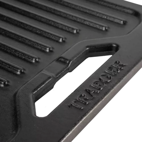 Traeger Traeger ModiFIRE Reversible Cast Iron Griddle (BAC696)